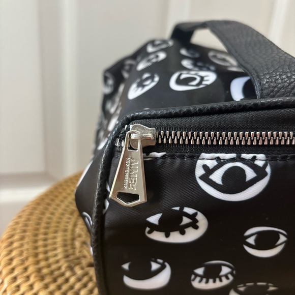 Aimee Kestenberg Eye Love Cosmetic/travel Bag with mini pouch. Black/white. VGC - Picture 4 of 16